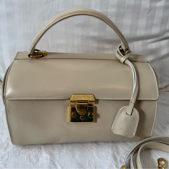 Vintage Mark Cross Handbag Cream. - Picture 4 of 8